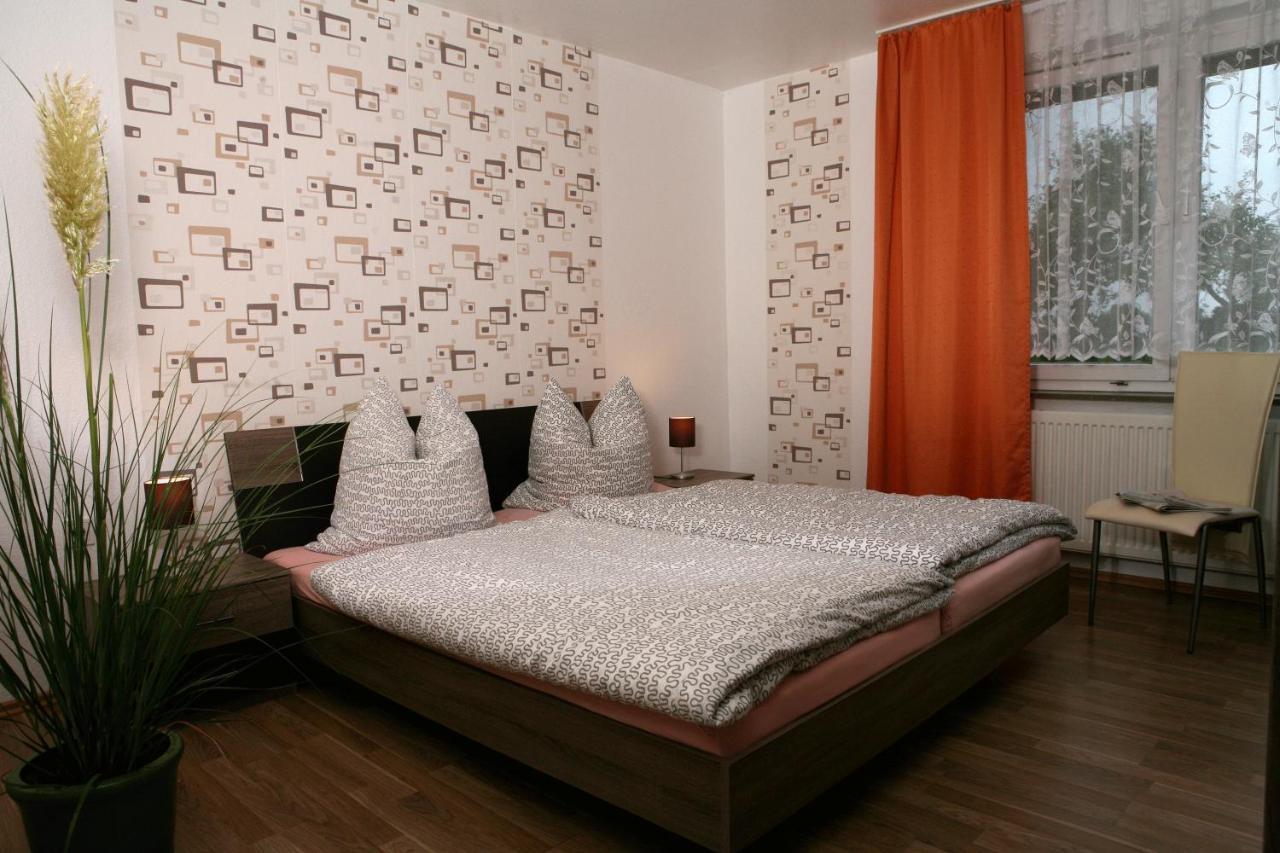 Ferienwohnung Zum Alten Zollhaus بيرغن المظهر الخارجي الصورة